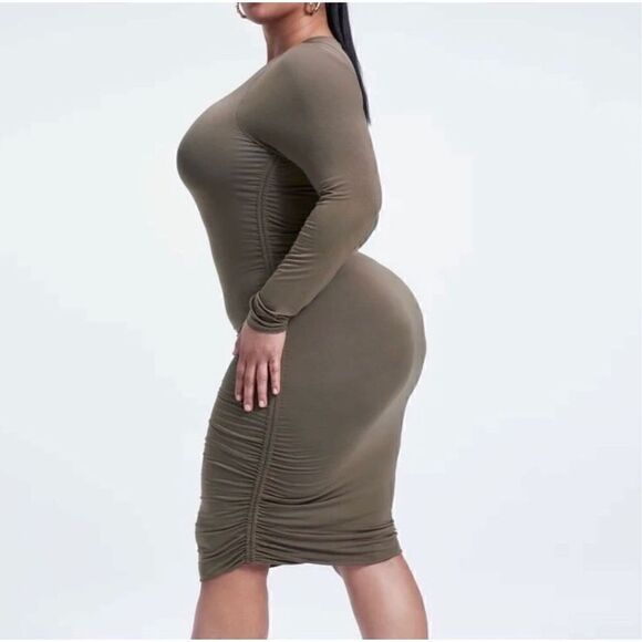 Good American ruched mini dress in fog/olive green small new - Picture 3 of 11